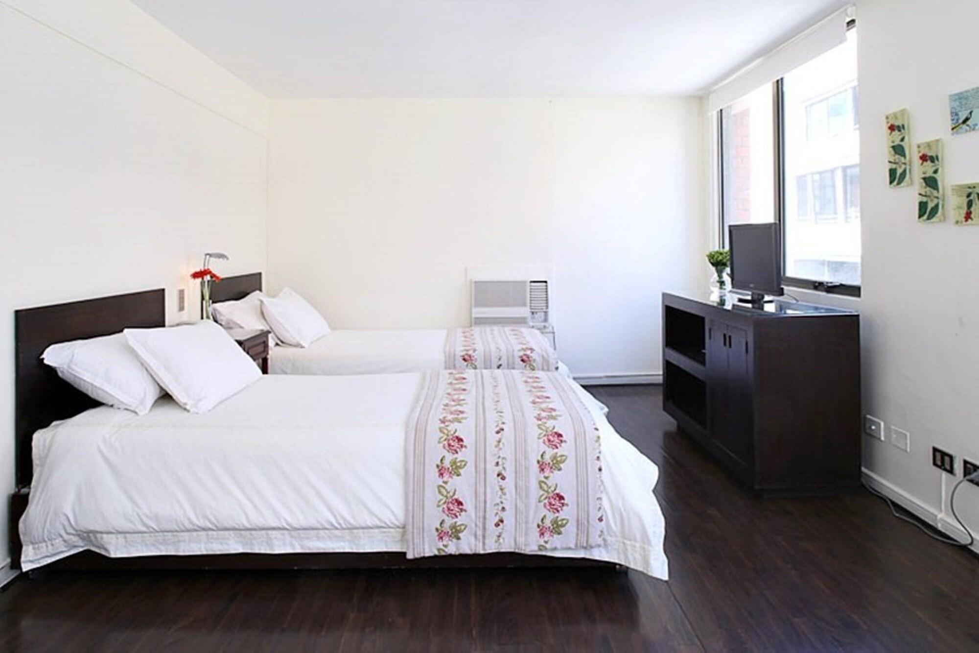โฮเต็ล เนรูด้า เอ็กเพรส Hotel ซานติอาโก ภายนอก รูปภาพ